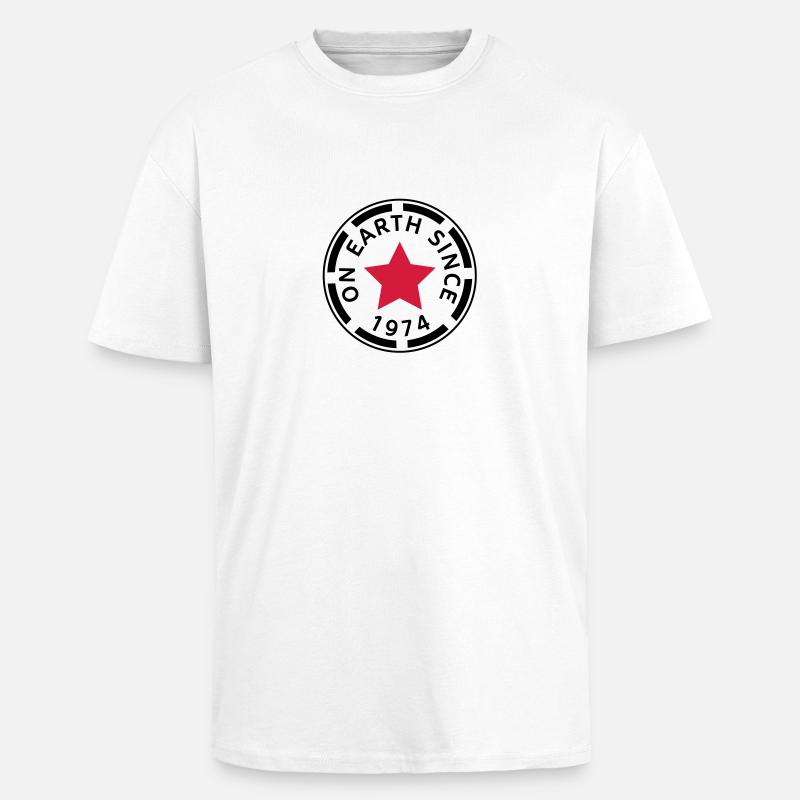 on earth since 1974 (de) - Oversized Heavyweight Unisex T-Shirt - Weiß