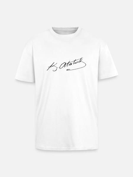 Signature of Mustafa Kemal Atatuerk - Unisex Oversized Heavyweight T-shirt - white