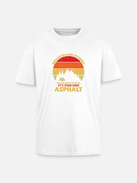 Camping Scouts Bergwanderung Waldcamper - Oversized Heavyweight Unisex T-Shirt - Weiß