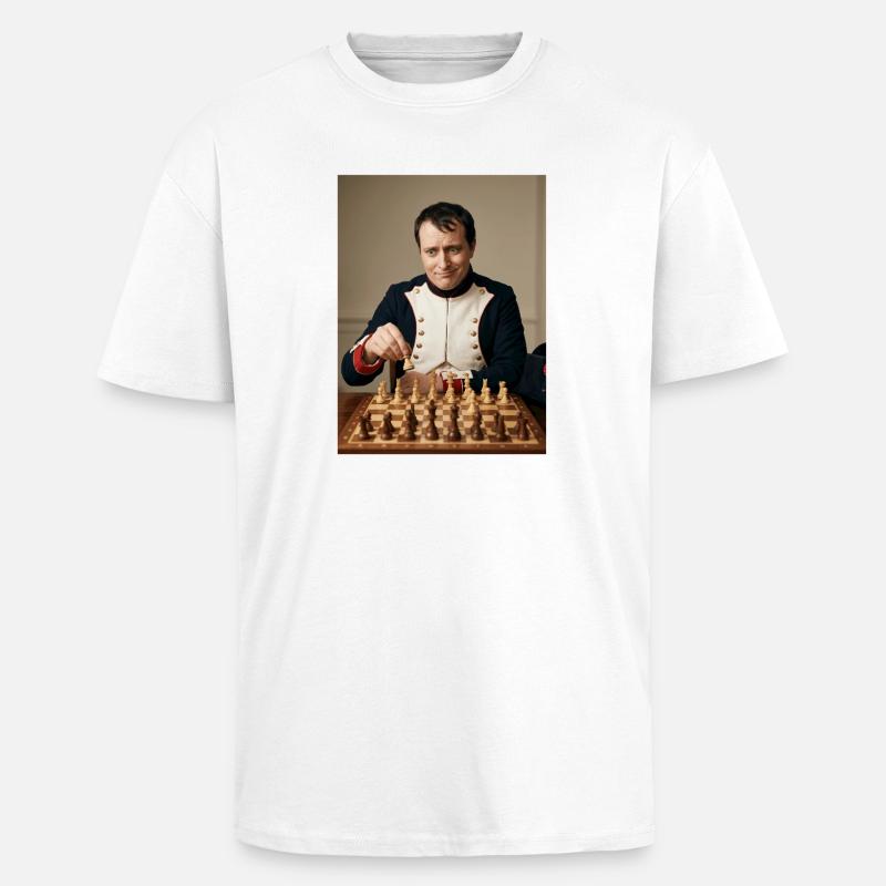 Napoleon spielt Schach. - Oversized Heavyweight Unisex T-Shirt - Weiß