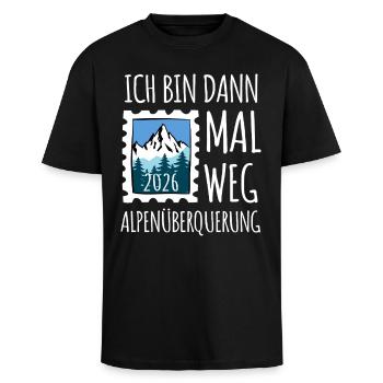 Alpen Überquerung 2026 - Wandern - Oversized Heavyweight Unisex T-Shirt - Schwarz - Vorne - Alina (178cm) & Michal (187cm)