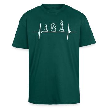 Schach Herzschlag – EKG Strategie Design - Oversized Heavyweight Unisex T-Shirt - hunter Green - Vorne - Alina (178cm) & Michal (187cm)