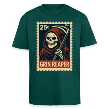 Der grinsende Sensenmann - Oversized Heavyweight Unisex T-Shirt - hunter Green - Vorne - Alina (178cm) & Michal (187cm)