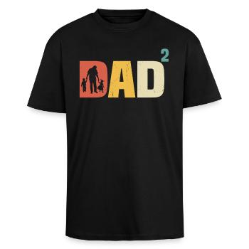 Dad hoch 2 zweifacher Vater werdender Papa 2 - Oversized Heavyweight Unisex T-Shirt - Schwarz - Vorne - Alina (178cm) & Michal (187cm)