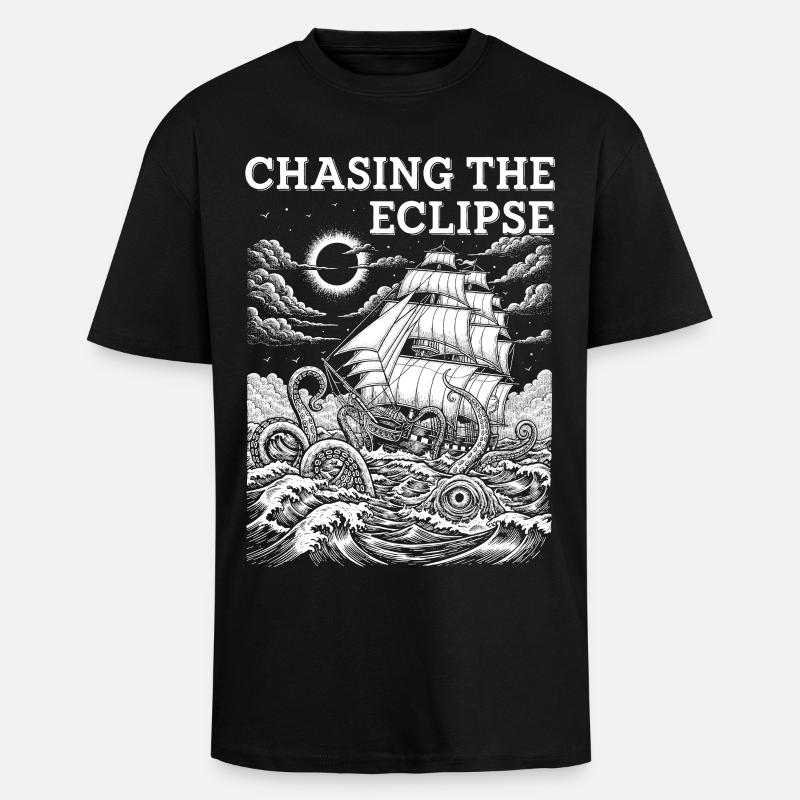 Solar Eclipse Adventure - Unisex Oversized Heavyweight T-shirt - black