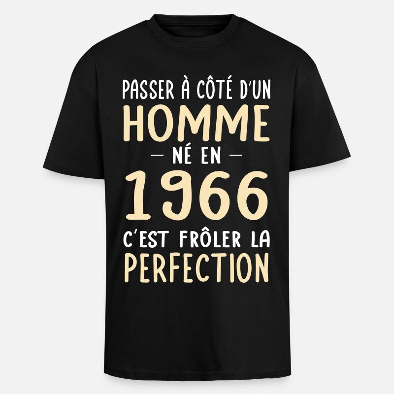 Geboren 1966 – Perfektion nahe - Oversized Heavyweight Unisex T-Shirt - Schwarz