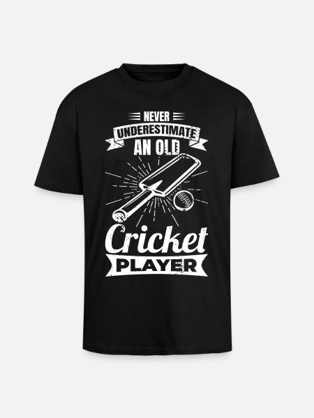 Never underestimate old cricketers - Unisex Oversized Heavyweight T-shirt - black