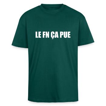 The FN stinks - Unisex Oversized Heavyweight T-shirt - hunter green - Front - Alina (178cm) & Michal (187cm)
