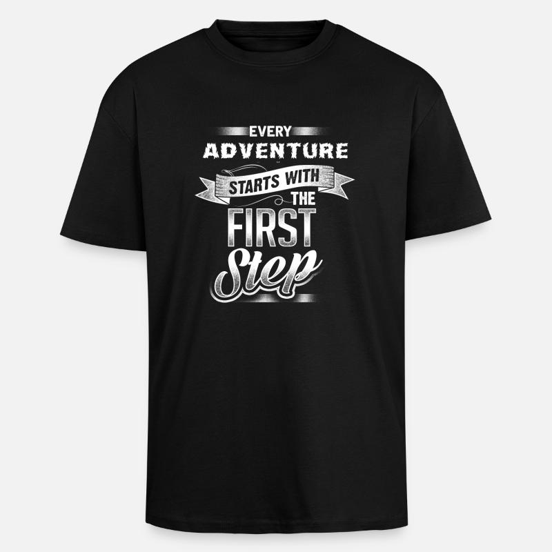 Adventure first step - Oversized Heavyweight Unisex T-Shirt - Schwarz