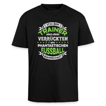 Ich Bin Trainer Einer verrückten Fußballmannschaft - Oversized Heavyweight Unisex T-Shirt - Schwarz - Vorne - Alina (178cm) & Michal (187cm)