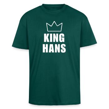 Hans Name mit Buchstabe H - Königskrone Shirt - Oversized Heavyweight Unisex T-Shirt - hunter Green - Vorne - Alina (178cm) & Michal (187cm)