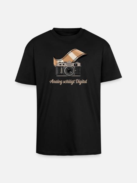 Analog Beats Digital Retro Camera - Unisex Oversized Heavyweight T-shirt - black
