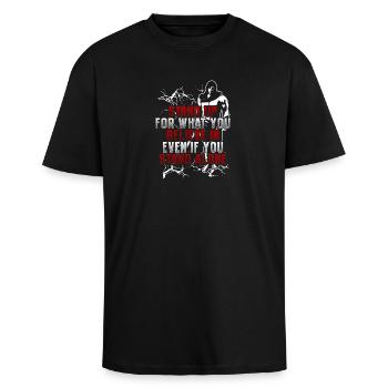 Einstehen! Meinungsfreiheit! Verschwörung! Patriot - Oversized Heavyweight Unisex T-Shirt - Schwarz - Vorne - Alina (178cm) & Michal (187cm)