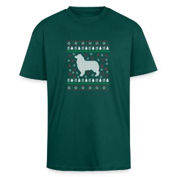 Australian Shepherd Ugly Xmas Sweater Geschenk Chr - Oversized Heavyweight Unisex T-Shirt - hunter Green - Vorne - Alina (178cm) & Michal (187cm)