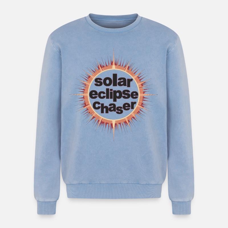 Solar eclipse chaser - Relaxed Unisex Premium Acid-Washed Sweatshirt - Blau Acid Wash