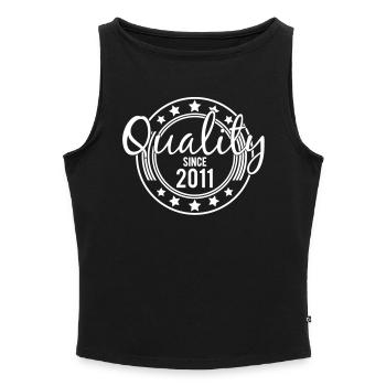 Birthday - Quality since 2011 (de) - Frauen Organic Tank Top mit U-Boot-Ausschnitt - Schwarz - Vorne - Selfina (174cm)