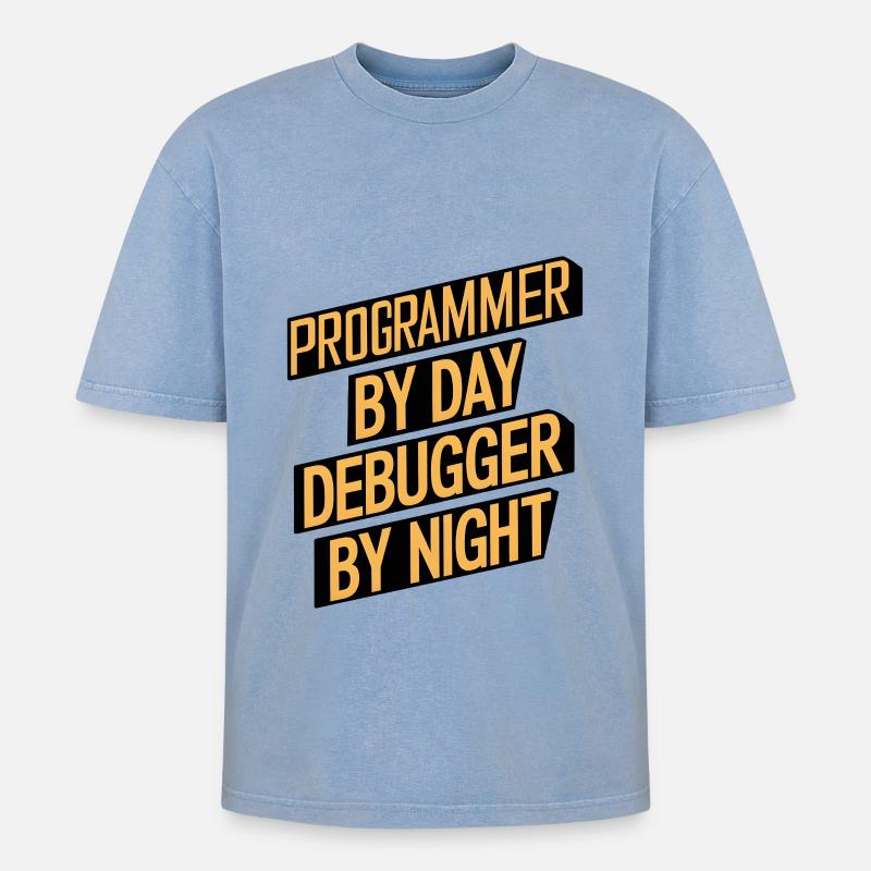 Programmer by Day, Debugger by Night - Oversized Unisex Premium Acid-Washed T-Shirt - Blau Acid Wash