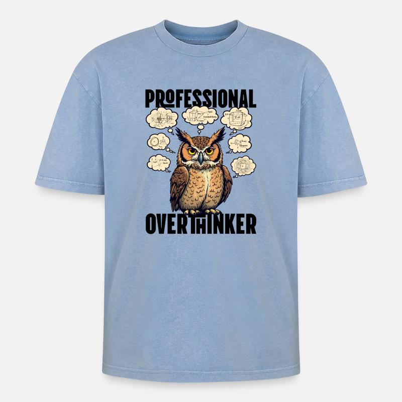 Professional Overthinker – Eule mit Gedankenblasen - Oversized Unisex Premium Acid-Washed T-Shirt - Blau Acid Wash