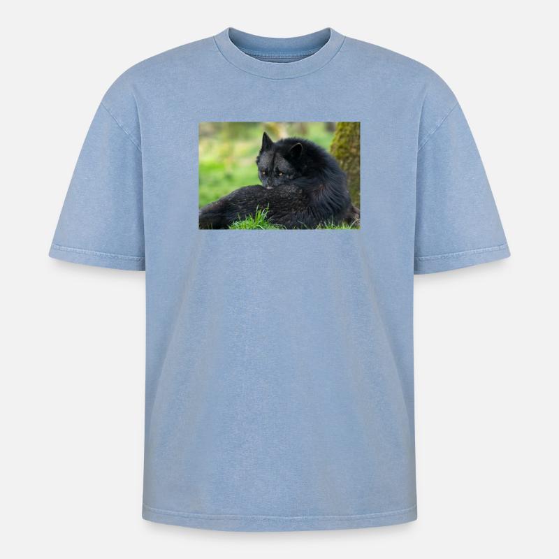 Schwarzer Wolf in Ruhe - Oversized Unisex Premium Acid-Washed T-Shirt - Blau Acid Wash