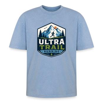 Ultra Trail Running - T-shirt Premium unisexe oversize acid-washed - bleu délavé acide - Devant - AI Model Female 172 dark (172cm) & AI Model Male 185 dark (185cm)