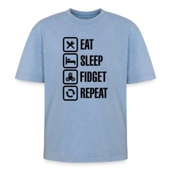 Eat Sleep Fidget Repeat - Fidget Spinner - T-shirt Premium unisexe oversize acid-washed - bleu délavé acide - Devant - AI Model Female 172 dark (172cm) & AI Model Male 185 dark (185cm)