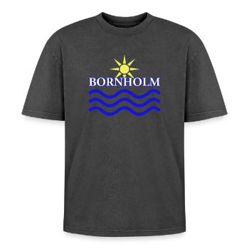 BORNHOLM-Sun Water - Oversized Unisex Premium Acid-Washed T-Shirt - Schwarz Acid Wash - Vorne - AI Model Female 172 light (172cm) & AI Model Male 185 light (185cm)