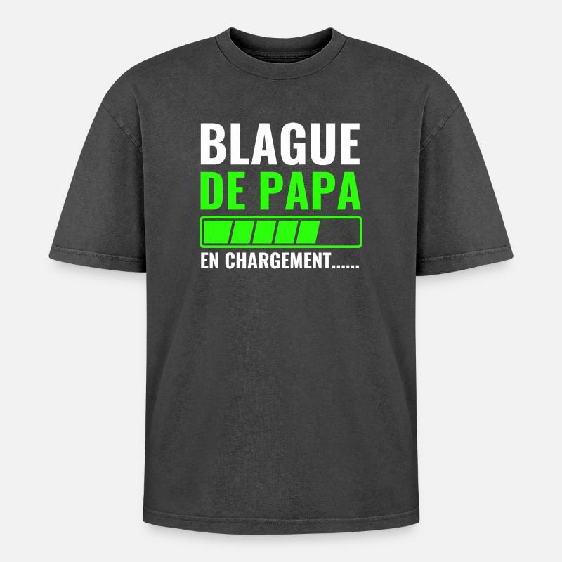 Papas Witz wird geladen - Oversized Unisex Premium Acid-Washed T-Shirt - Schwarz Acid Wash