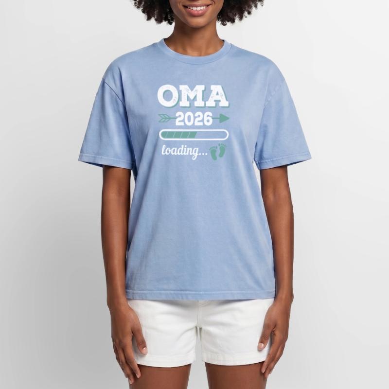 Oma 2026 Loading Werdende Großmutter Geschenkidee Oversized Unisex Premium Acid-Washed T-Shirt