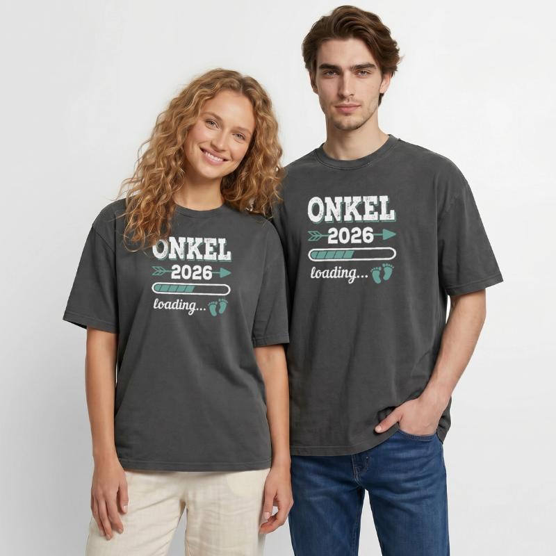 Onkel 2026 Loading Werdender Onkel Geschenkidee Oversized Unisex Premium Acid-Washed T-Shirt