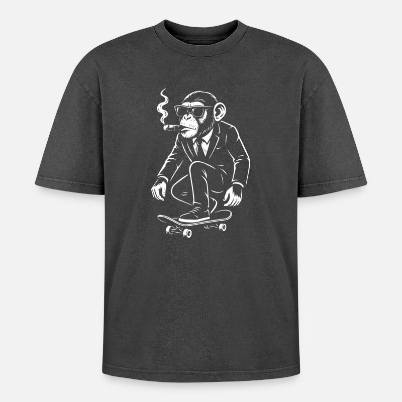 Dapper Monkey auf dem Skateboard - Oversized Unisex Premium Acid-Washed T-Shirt - Schwarz Acid Wash