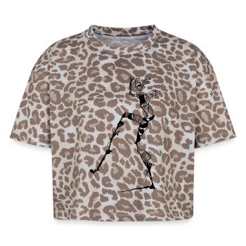 Étranger - T-shirt boxy femme léopard premium - Leopard print - Devant - AI Model Female 172 dark (172cm)