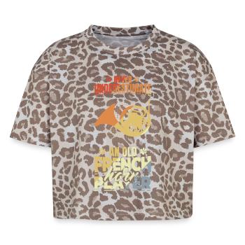 Never underestimate old French horn players - Boxy Leo Women's Premium Organic T-Shirt - Leopard print - Front - AI Model Female 172 dark (172cm)
