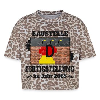 Baustelle Deutschland - Boxy Leo Frauen Premium Organic T-Shirt - Leopard print - Vorne - AI Model Female 172 dark (172cm)