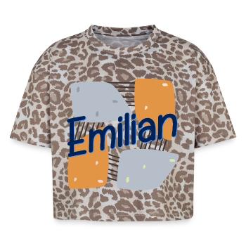 PRÉNOM GARÇON PRÉNOM BÉBÉ PRÉNOM EMILIAN - T-shirt boxy femme léopard premium - Leopard print - Devant - AI Model Female 172 dark (172cm)