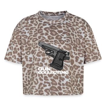 Pistolen-Design mit Textmotiv - Boxy Leo Frauen Premium Organic T-Shirt - Leopard print - Vorne - AI Model Female 172 dark (172cm)