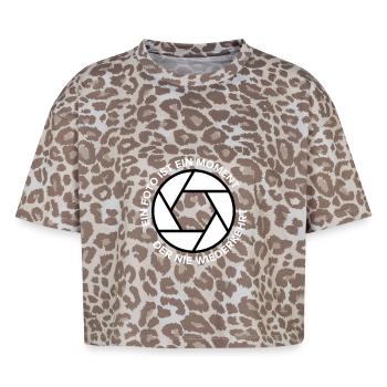 A photo is a moment that never comes back - Boxy Leo Women's Premium Organic T-Shirt - Leopard print - Front - AI Model Female 172 dark (172cm)