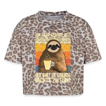 Ich Habe Jetzt Zeit Faultier Kaffee Arbeitskollege - Boxy Leo Frauen Premium Organic T-Shirt - Leopard print - Vorne - AI Model Female 172 dark (172cm)