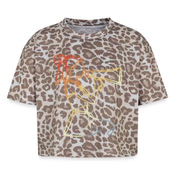 Look vintage pom-pom girl - T-shirt boxy femme léopard premium - Leopard print - Devant - AI Model Female 172 dark (172cm)