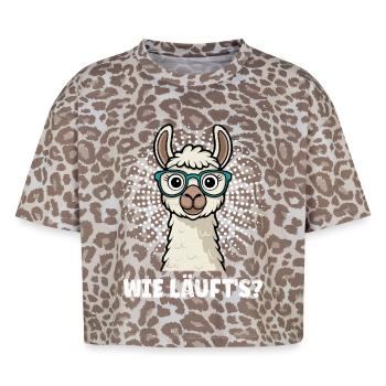 Alpaka WIE LÄUFT'S? Lama Lustiges - Boxy Leo Frauen Premium Organic T-Shirt - Leopard print - Vorne - AI Model Female 172 dark (172cm)