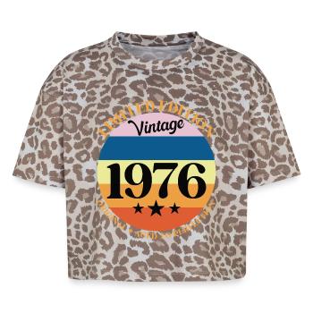 1976 Vintage Birthday Gift 76 - Boxy Leo Women's Premium Organic T-Shirt - Leopard print - Front - AI Model Female 172 dark (172cm)