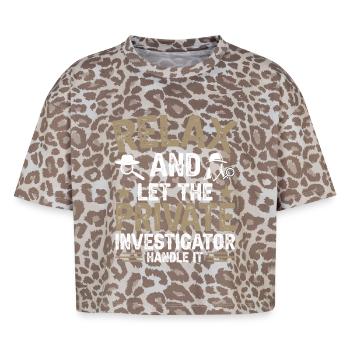 Uniforme de détective privé Costume de détective - T-shirt boxy femme léopard premium - Leopard print - Devant - AI Model Female 172 dark (172cm)