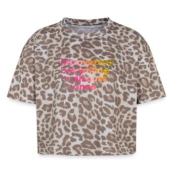 finanzieren - Boxy Leo Frauen Premium Organic T-Shirt - Leopard print - Vorne - AI Model Female 172 dark (172cm)