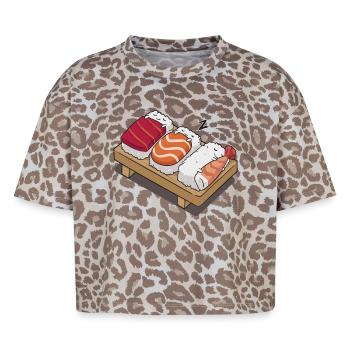 Sushi dormir - T-shirt boxy femme léopard premium - Leopard print - Devant - AI Model Female 172 dark (172cm)
