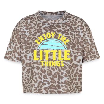 Enjoy The Little Things Gratitude Mindfulness - Boxy Leo Women's Premium Organic T-Shirt - Leopard print - Front - AI Model Female 172 dark (172cm)