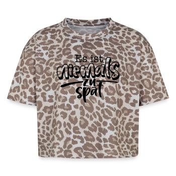 It's never too late - Boxy Leo Women's Premium Organic T-Shirt - Leopard print - Front - AI Model Female 172 dark (172cm)