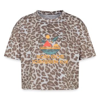 Working from anywhere – retro journey - Boxy Leo Women's Premium Organic T-Shirt - Leopard print - Front - AI Model Female 172 dark (172cm)