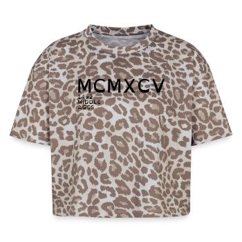 1995_LINE_black - Boxy Leo Women's Premium Organic T-Shirt - Leopard print - Front - AI Model Female 172 dark (172cm)