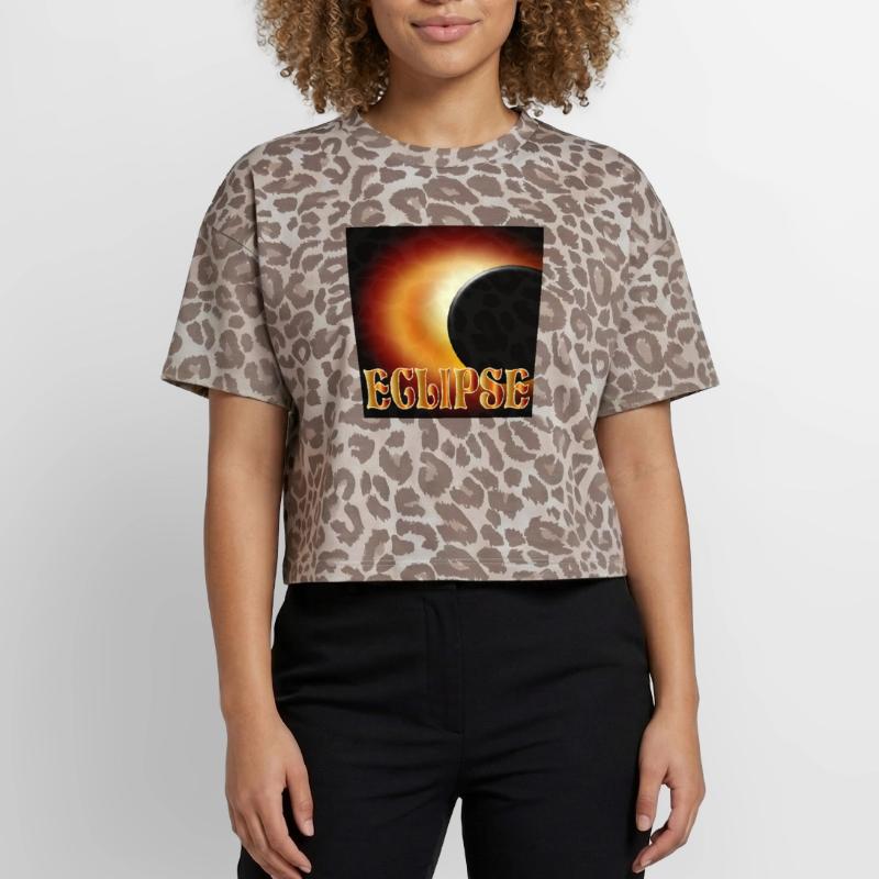 SOLAR ECLIPSE ECLIPSE ASTRONOMY Boxy Leo Women's Premium Organic T-Shirt