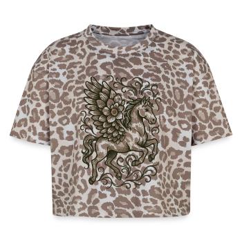 Verziertes geflügeltes Einhorn-Wappen - Boxy Leo Frauen Premium Organic T-Shirt - Leopard print - Vorne - AI Model Female 172 dark (172cm)
