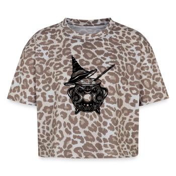 Hexenkessel Hexenhut Hexen Walpurgisnacht - Boxy Leo Frauen Premium Organic T-Shirt - Leopard print - Vorne - AI Model Female 172 dark (172cm)